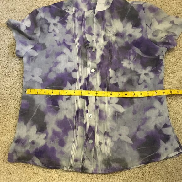 Chiffon Floral Watercolour Short Sleeve Button Up Pintuck Shirt - Picture 13 of 16